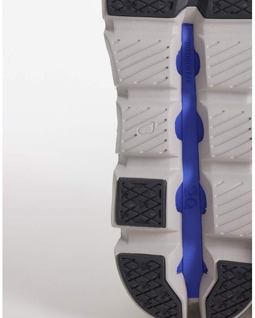 On Shoes White Cloudswift 4 Running Trainers for men