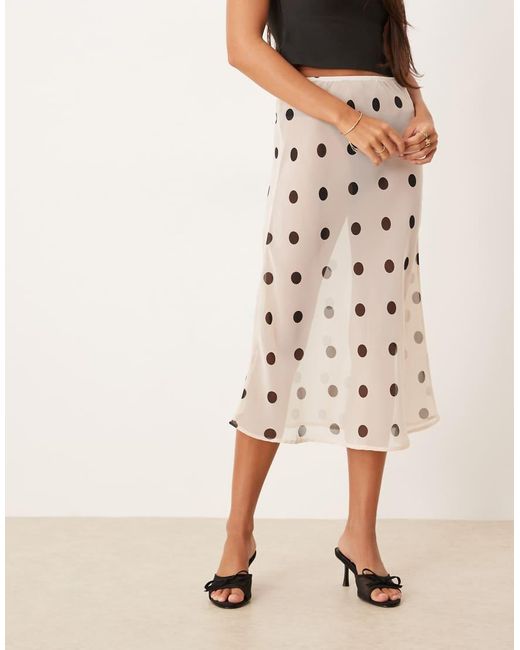 Falda Midi Color Crema De Corte Al Bies Y Largo Estilo Años 90 Con Estampado De Lunares De Chifón De -Blanco ASOS de color Natural