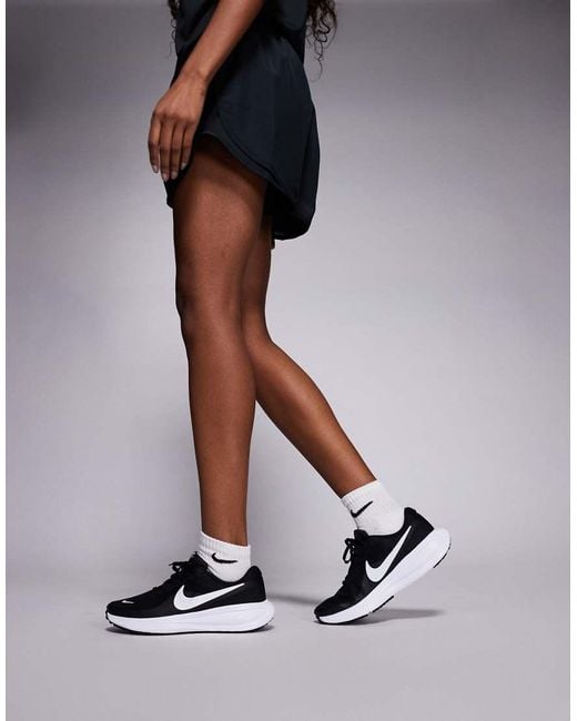 Nike Black Revolution 8 Trainers