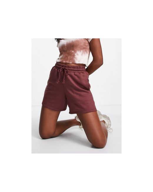 TOPSHOP Sweat Trackie Shorts in Brown 