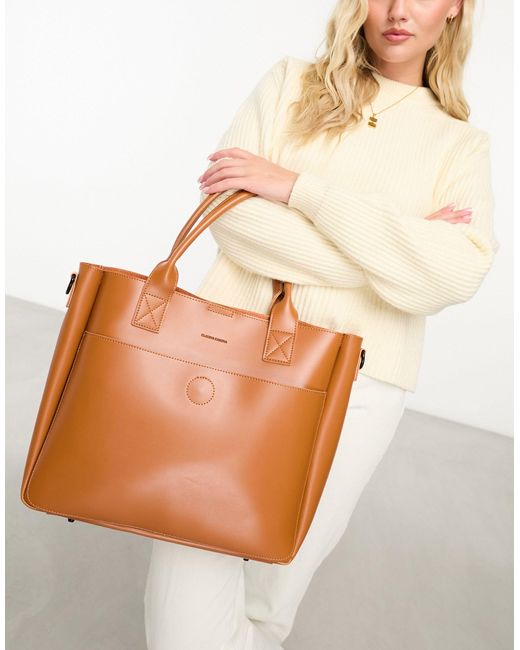 Maxi borsa con tasca color cuoio di Claudia Canova in Orange