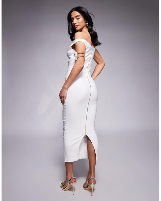 Vestido Semilargo Con Escote Corazón De Bengalina De Vesper Petite de color White