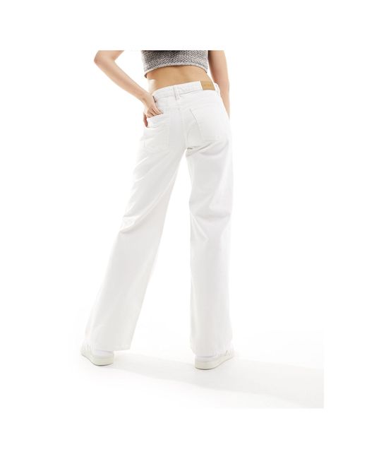 Monki White Imoo Low Waisted Wide Fit Jeans