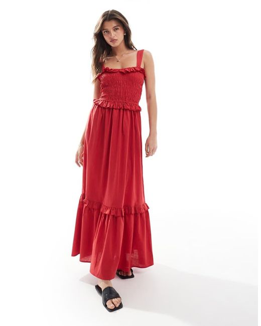 esmé studios Exclusives in het Red