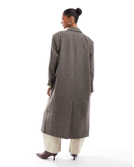 ASOS Behaaglijke Geruite Bouclé Dad Jas in het Brown