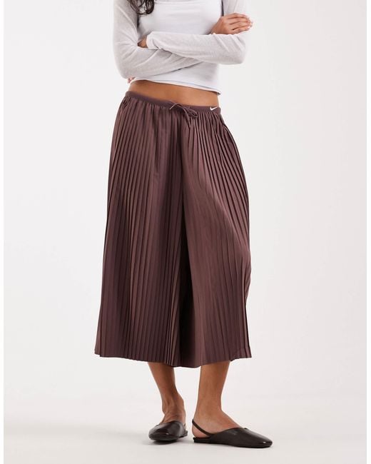 Nike Red Pleated Skirt