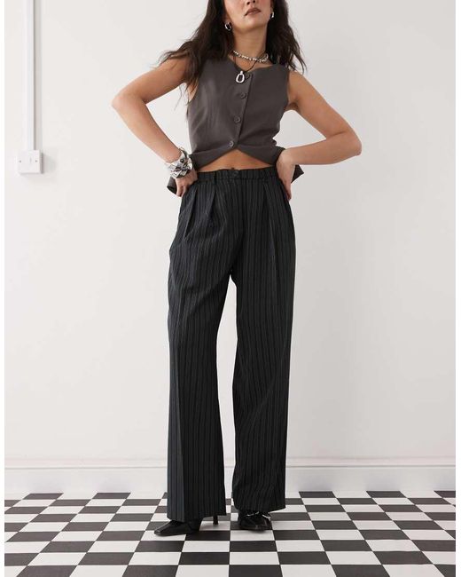 Motel Black Syra Pleated Trouser