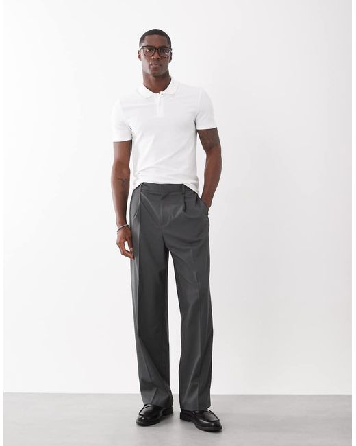 Polo Basic Attillata di ASOS in White da Uomo