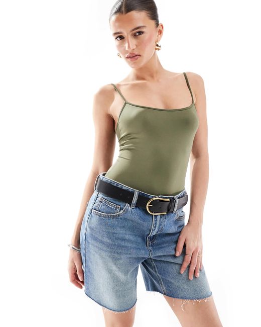 Stradivarius Blue – str – mittellange jeans-shorts