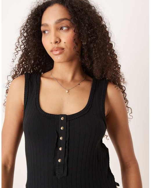 Top De Tirantes Con Cuello Panadero Bryson De Free People de color Black