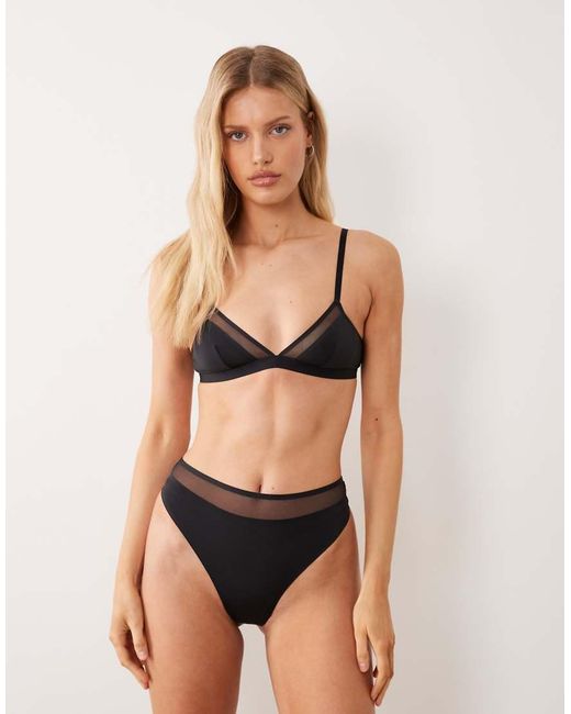Ella di ASOS in Black