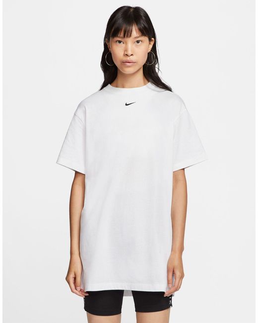 oversized nike top