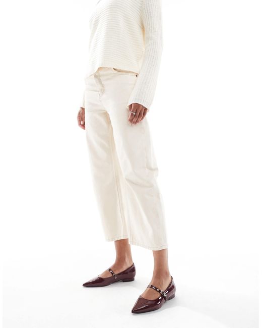 SEQWL White Jordan Pointed Toe Balelt Flats