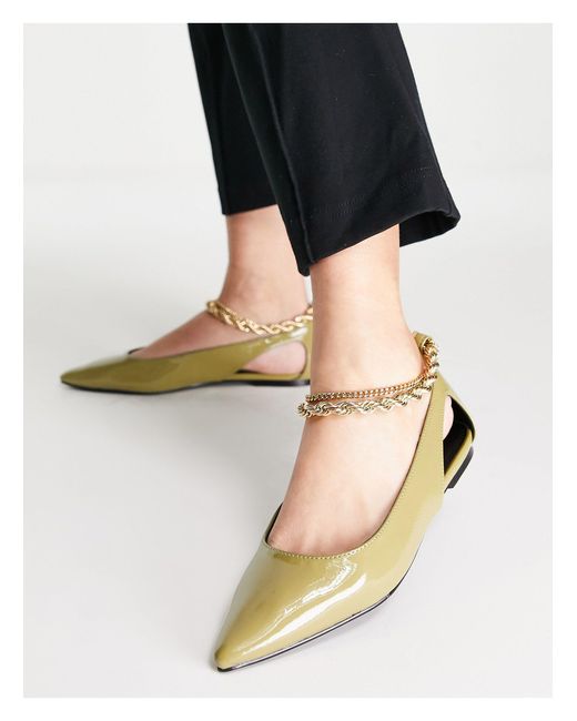 flats with ankle chain