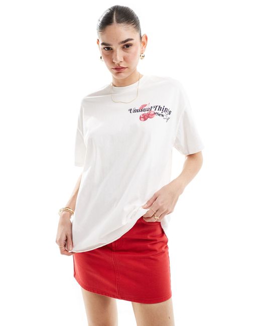 T-shirt oversize à imprimé cerises - écru Bershka en coloris White