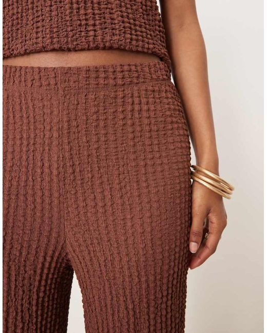 ASOS Broek Met Wijde Pijpen, Textuur En Volant in het Brown