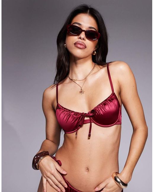 Top Bikini Arricciato Con Ferretto di KBX in Red