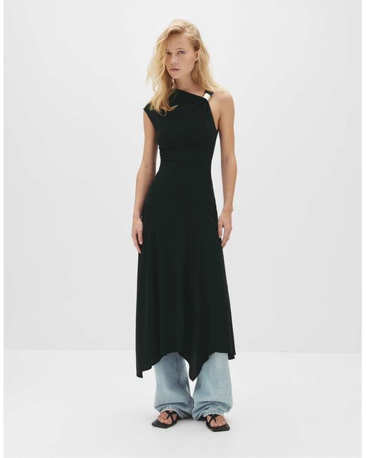 Robe mi-longue à boucle Pull&Bear en coloris White