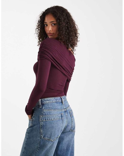 Miss Selfridge Asymmetrische Bardot-Body in het Purple