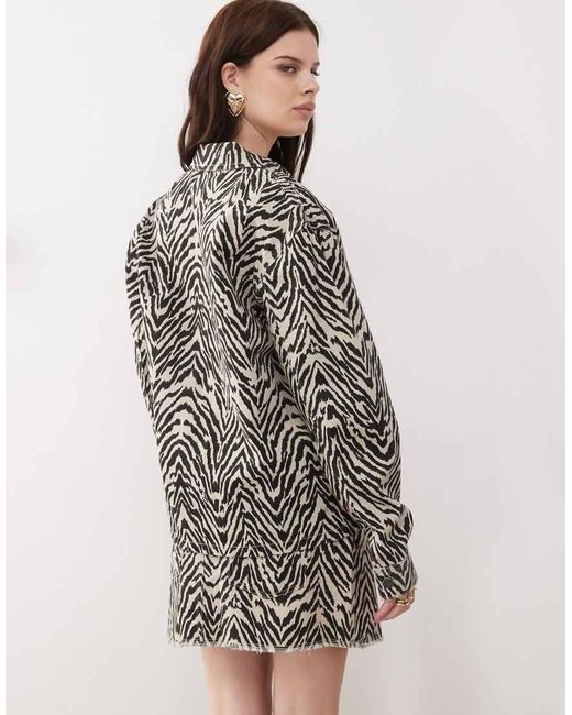 Chaqueta Extragrande Con Estampado De Cebra De (Parte De Un Conjunto) Noisy May de color Gray
