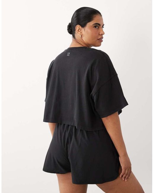 4505 Black Curve Icon Heavyweight Cotton Cropped T-shirt With Quick Dry Finish