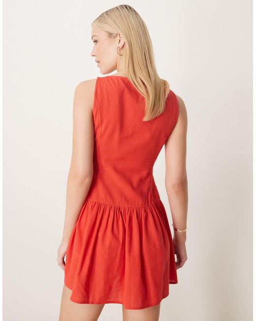 ASOS Mini-Jurk Met Rechte Hals, Verlaagde Taille En Knopen in het Red
