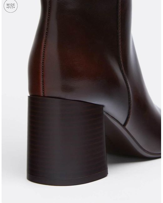 Stradivarius Brown Wide Fit. Heeled High-leg Boots