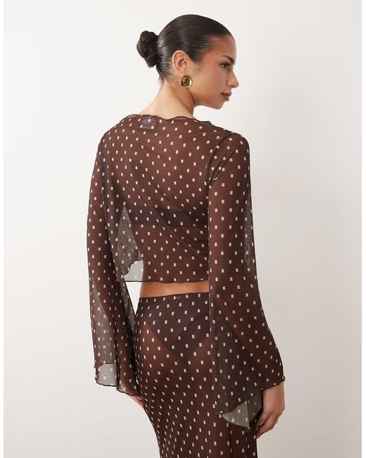 Top di ASOS in Brown
