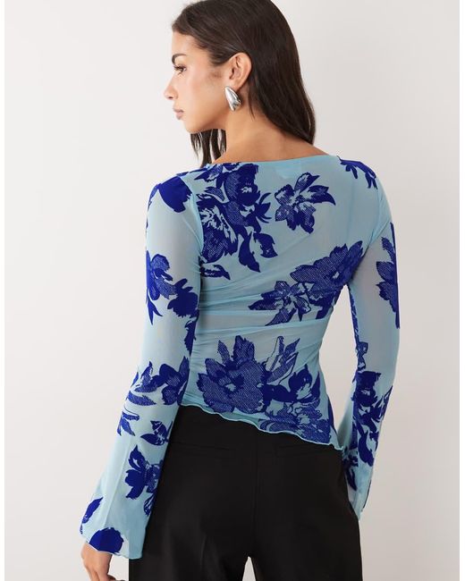 Top di ASOS in Blue
