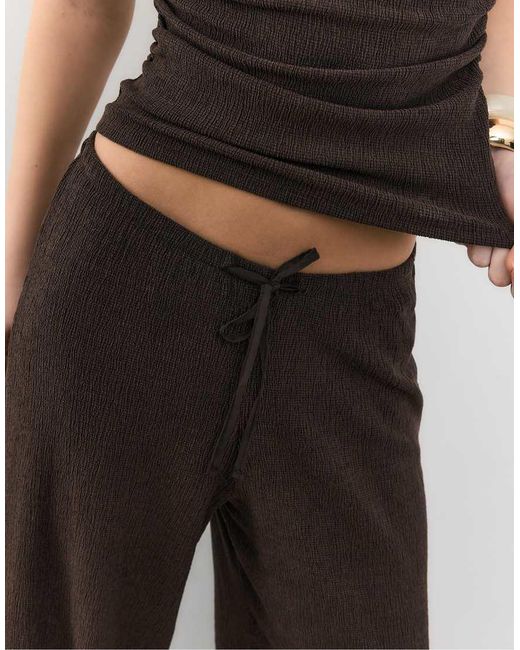 Stradivarius Black Flowing Creased-effect Trousers
