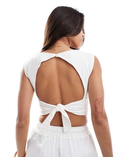 Hollister White Cap Sleeve Linen Top With Cut Out Back And Removable Pads