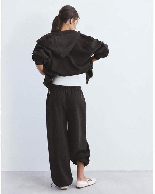 Pull&Bear Black Zip-Up Hoodie