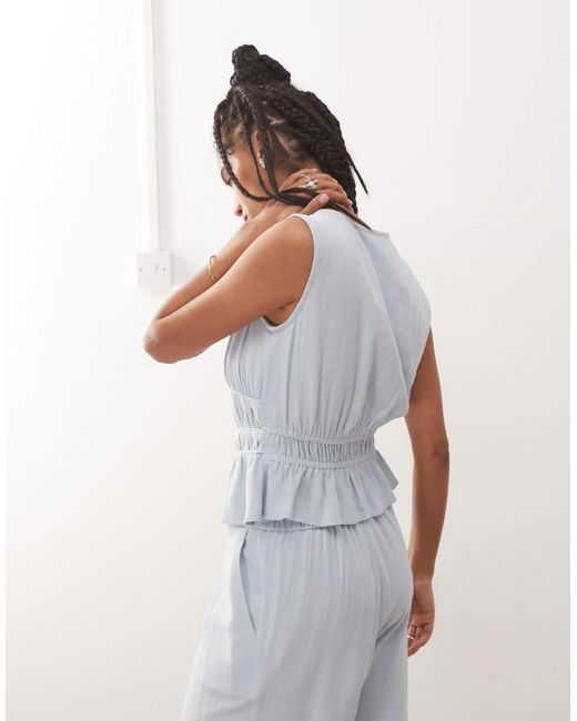 Reclaimed (vintage) Blue Ruched Tie Front Linen Blend Top