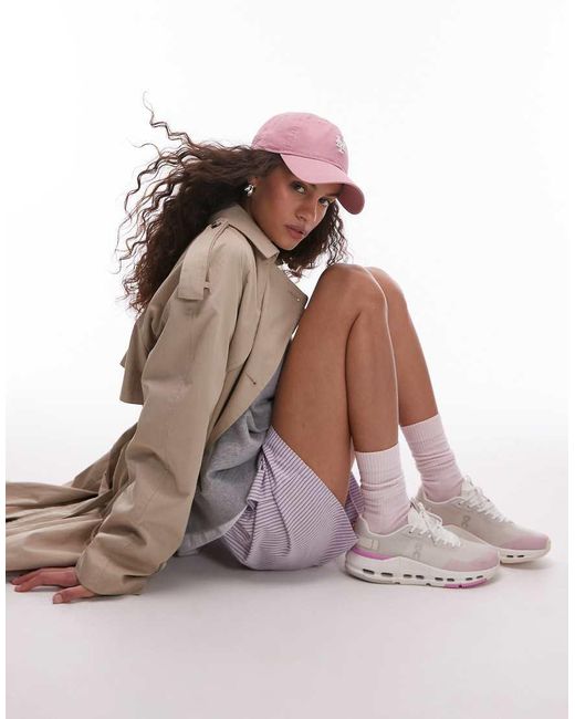 Cloudnova Form 2 All Day di On Shoes in Brown
