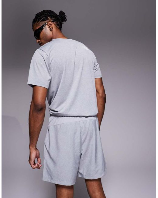 The North Face Gray 24/7 7" Logo Shorts for men