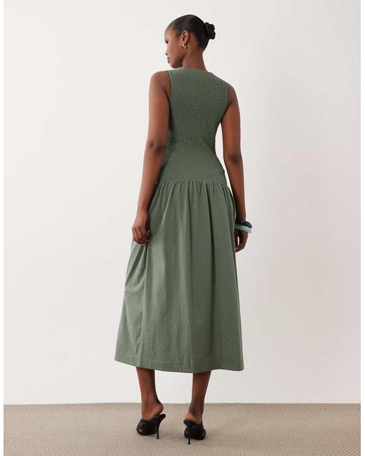 Vila Green Sleeveless Smocked Midi Dress
