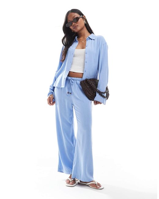 Only Petite Blue – hemdbluse aus leinenmix
