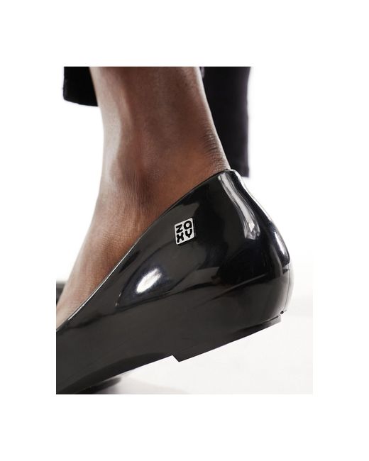 Zapatos s planos clásicos con detalle Zaxy de color Black