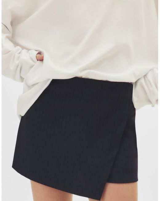 Pull&Bear White – gestreifter wickel-skort