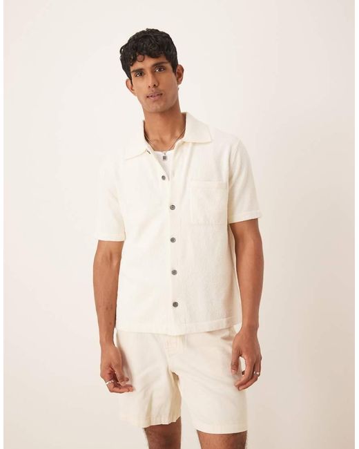 Camisa De Manga Corta De Punto Texturizado De Bouclé Suave De ARKET de hombre de color Gray