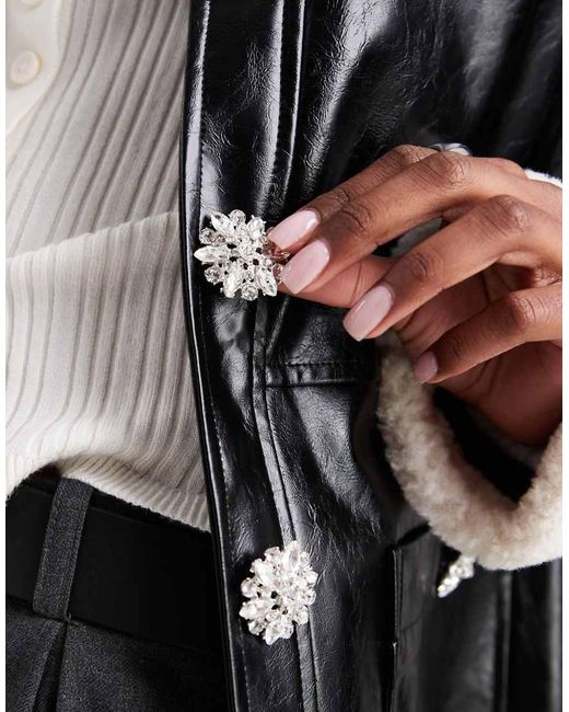 Abrigo Con Solapas En Contraste De Cuero Sintético De Miss Selfridge de color Black