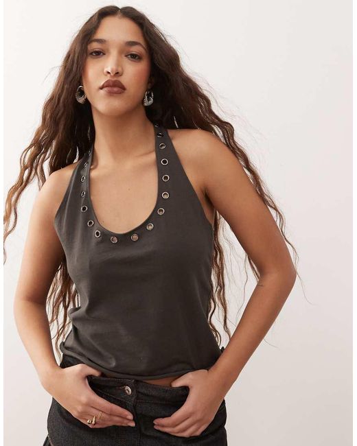 Top Allacciato Al Collo Sbiadito Con Occhielli di Weekday in Black