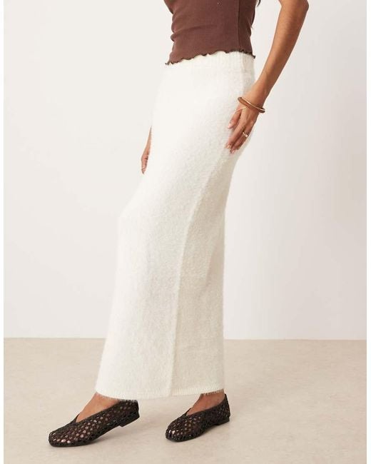 Glamorous Natural Loose Fit Knitted Maxi Skirt