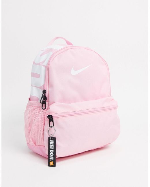 Mochila con logo pequeño en just do it de Nike de color Pink