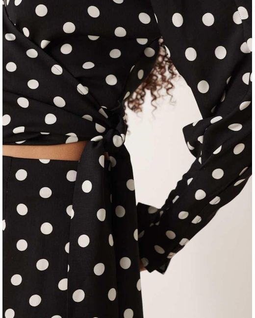 ASOS Blouse Met Overslag, Lange Mouwen En Stippen, Deel Van Co-Ord Set in het Black