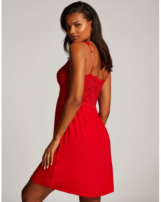 Hunkemöller Red Hunkemöller – nora – negligé aus spitze
