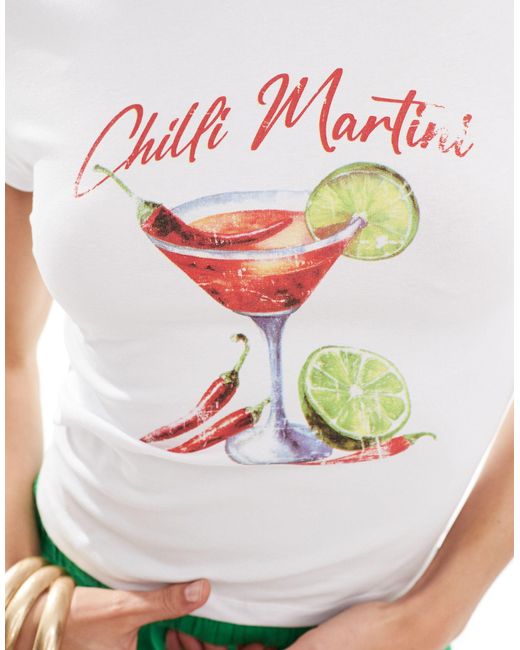 T-shirt effet rétréci à imprimé boisson chilli martini ASOS en coloris Green