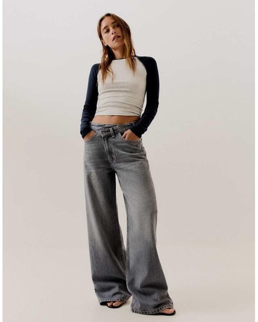 Bershka Natural Wide-Leg Cross-Waist Jeans