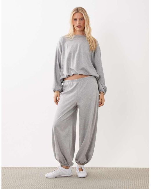 4th & Reckless Gray Modal Balloon Sleeve Ruched Detail Cropped Sweatshirt