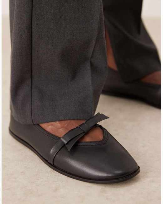Free People Gray Soft Leather Bow Detail Flat Ballet Pumps